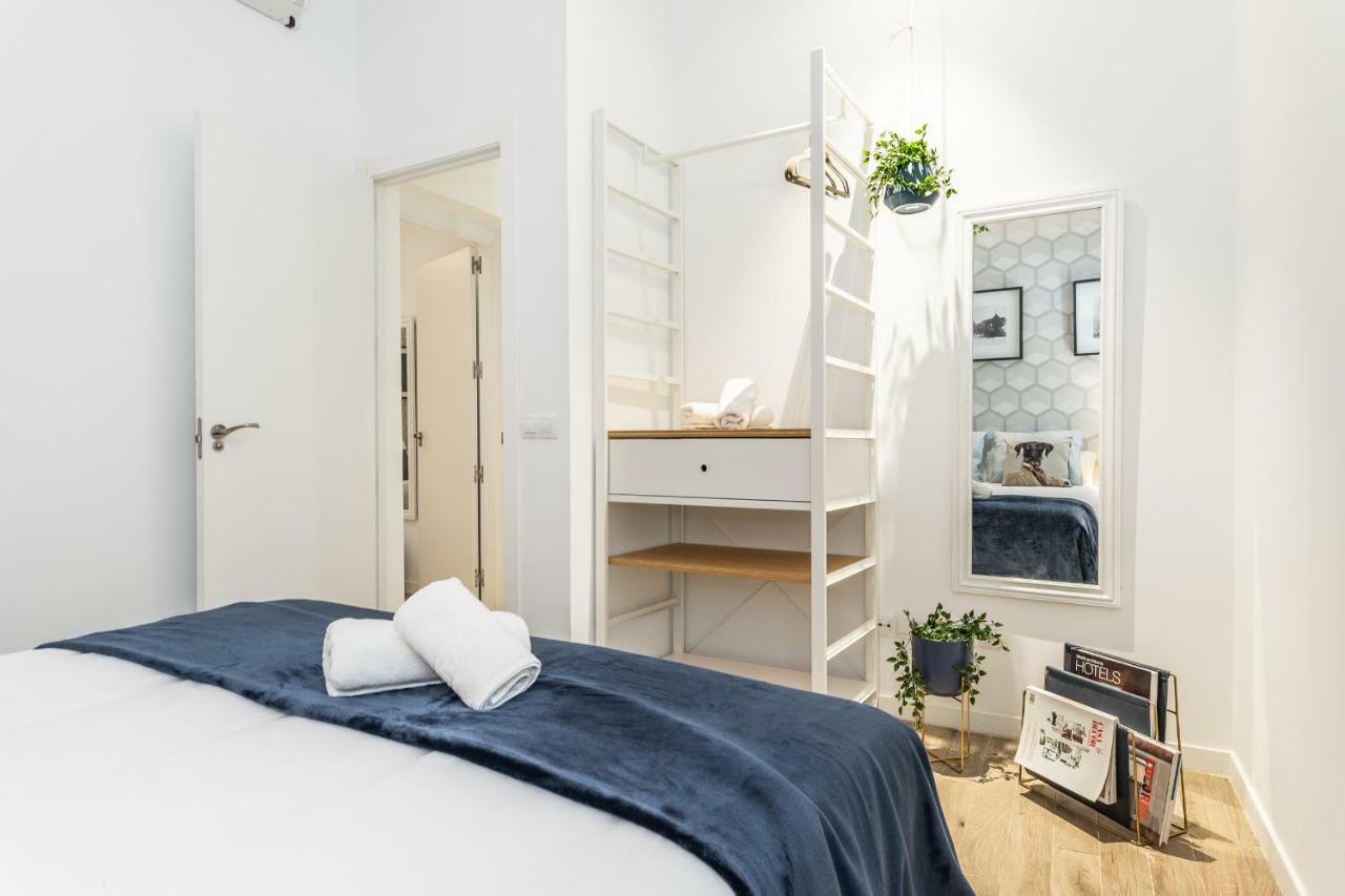 Waou Gran Via Es Mia - Corta Duracion Apartment Madrid Exterior photo