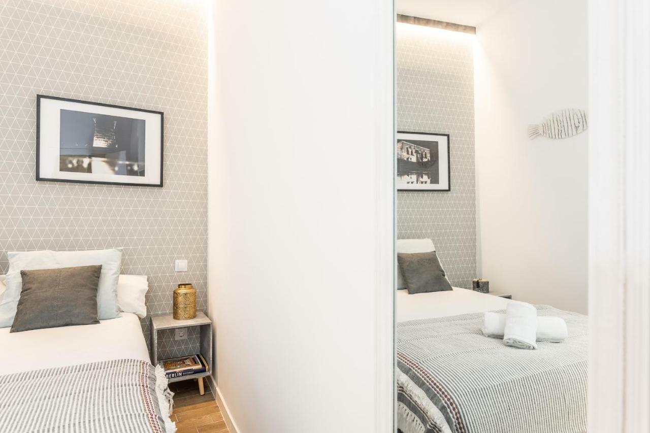 Waou Gran Via Es Mia - Corta Duracion Apartment Madrid Exterior photo